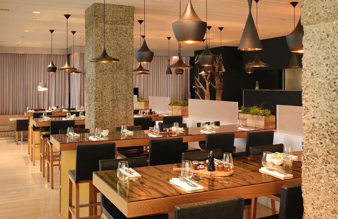 Sanderson London-1